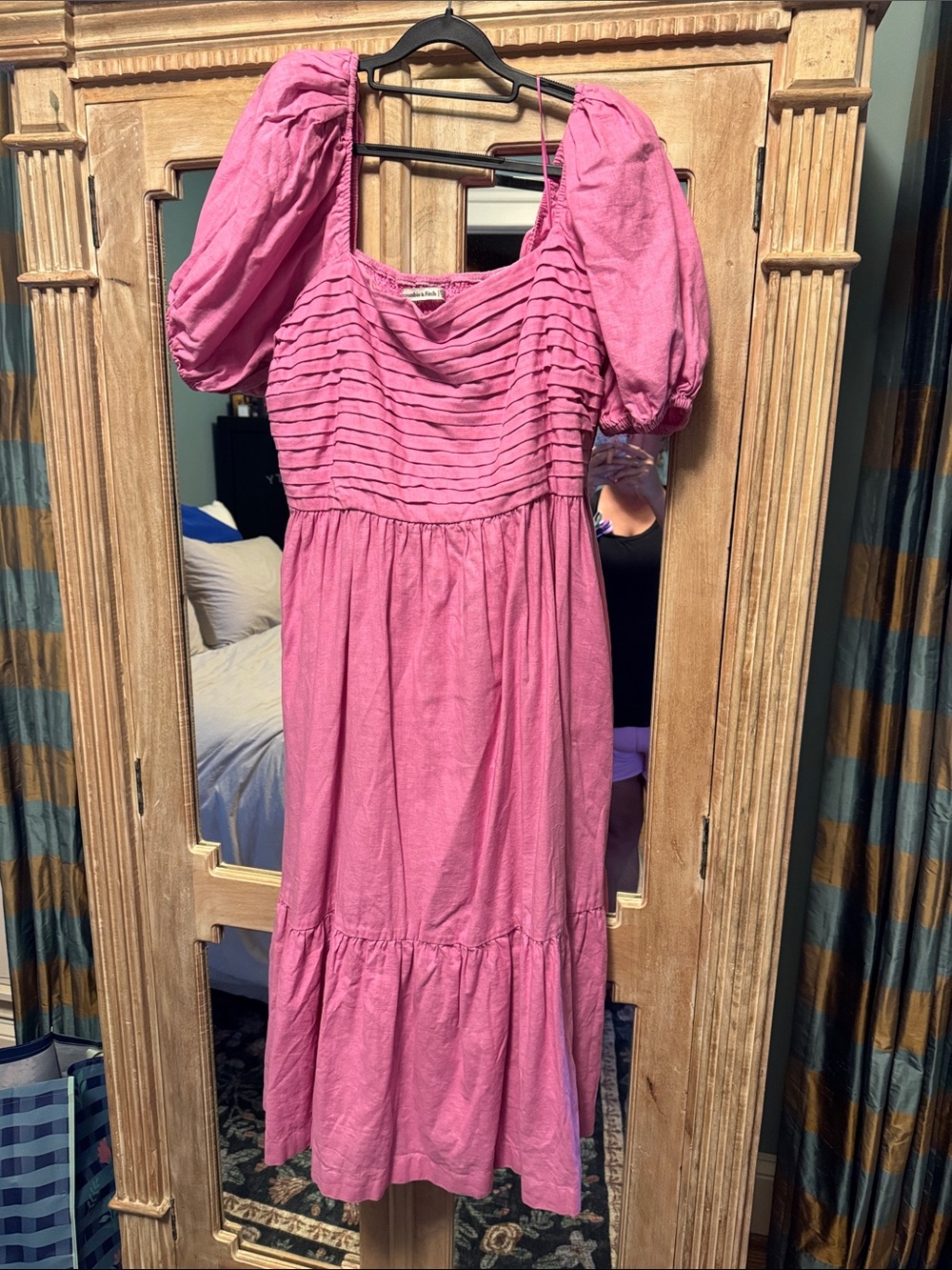 Abercrombie & Fitch Emerson Pink Puff-Sleeve Midi Dress
